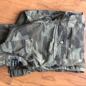 Forever 21 Camo Button Top Long Sleeve